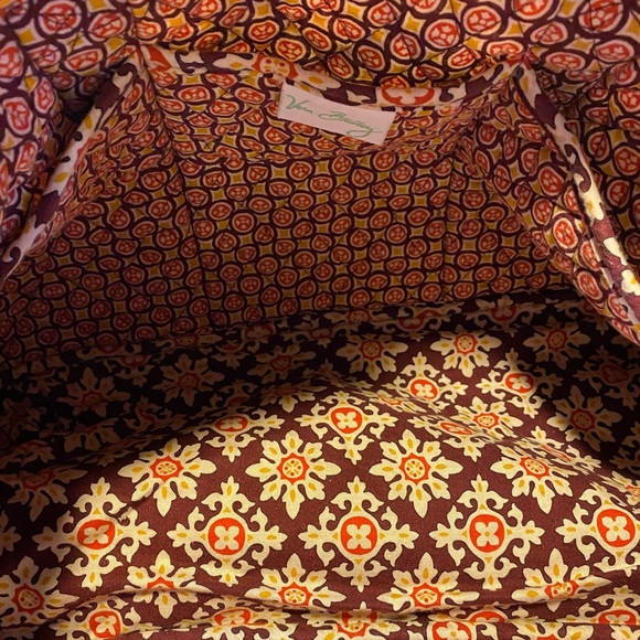Vera Bradley Large Weekender Travel Bag - VINTAGE MEDALLION - Picture 10 of 14